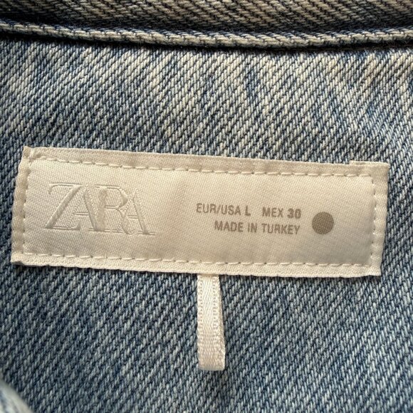 Zara denim puff sleeve button up shirt • size large - Picture 2 of 8